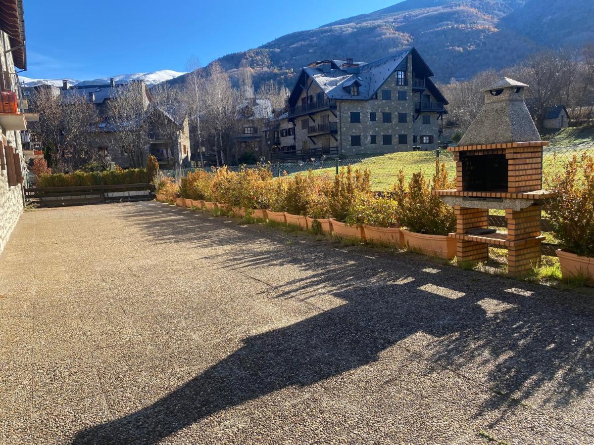エリステCheck-In Casas Cumbre De Benasqueアパートメント エクステリア 写真