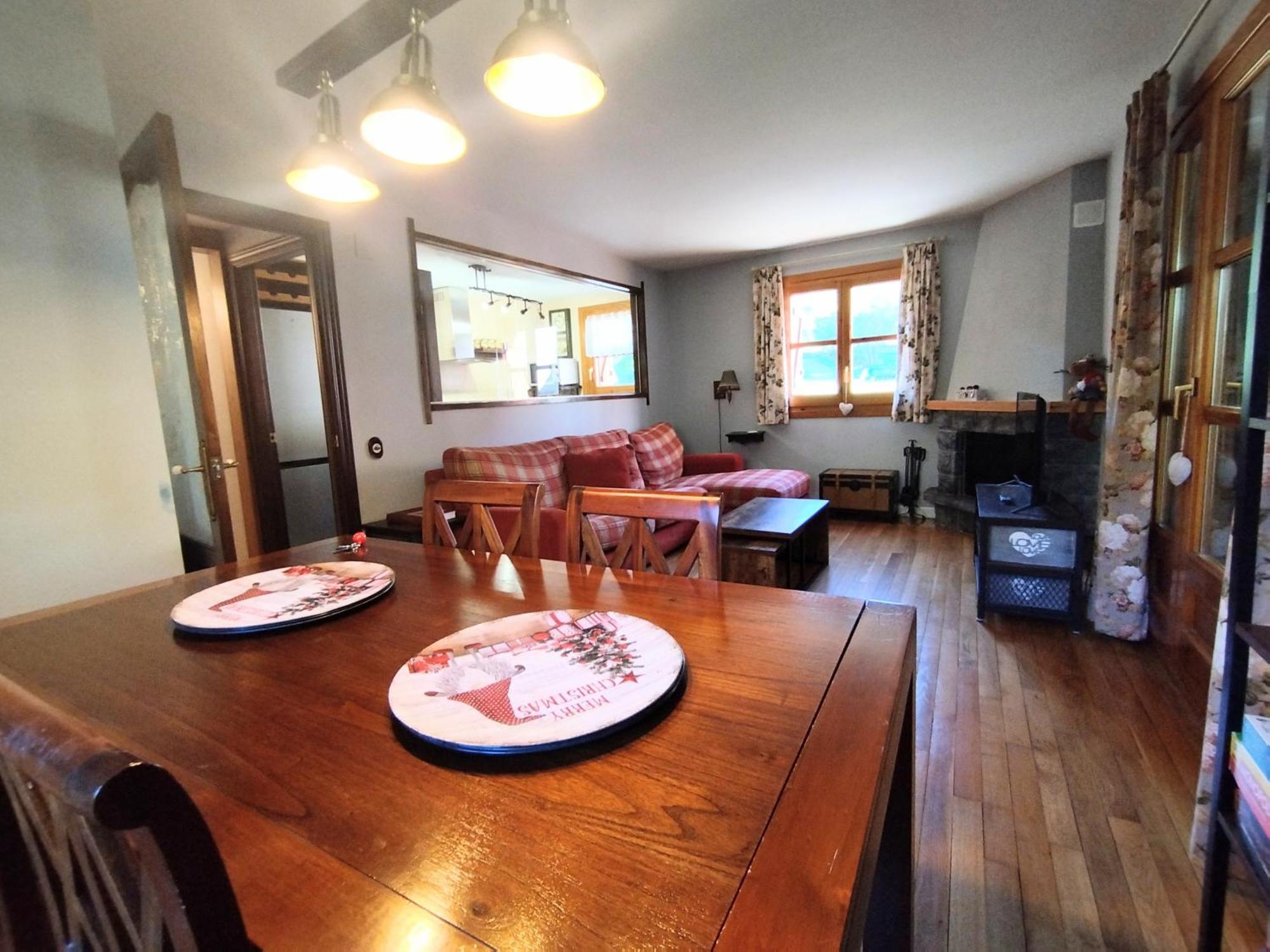 エリステCheck-In Casas Cumbre De Benasqueアパートメント エクステリア 写真