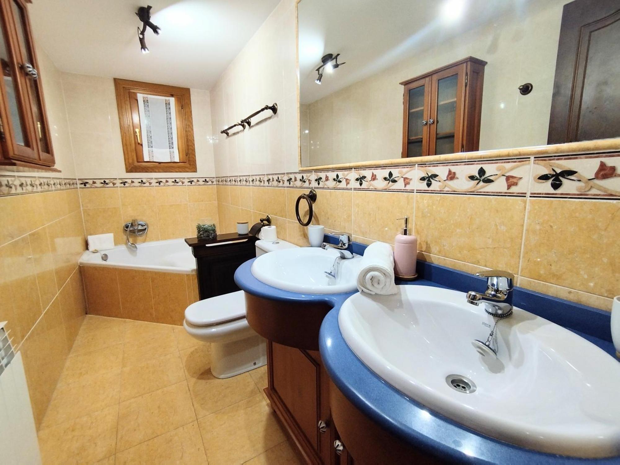 エリステCheck-In Casas Cumbre De Benasqueアパートメント エクステリア 写真